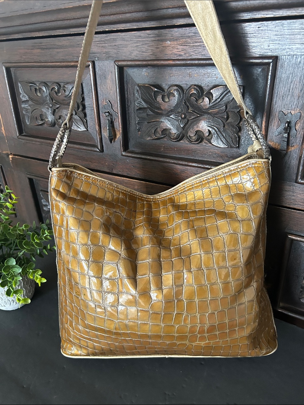 Vintage Brighton Croc-Embossed Leather Hobo Bag in Mustard Brown - Picture 5 of 14